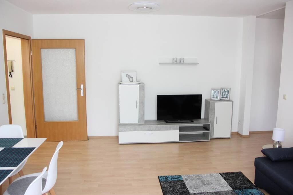 שוואנדורף אין ביירן Ferienwohnung Mit Balkon מראה חיצוני תמונה