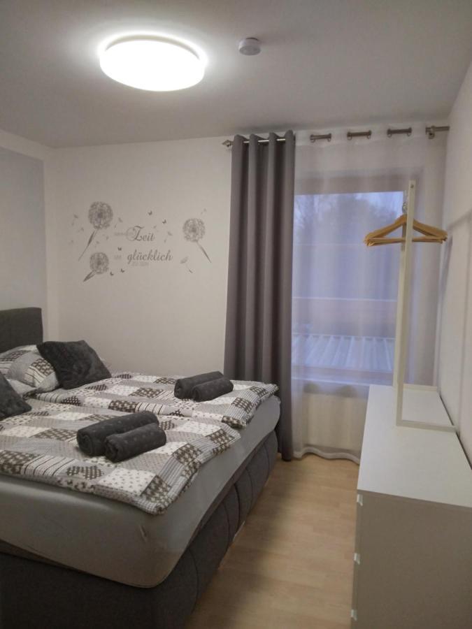 שוואנדורף אין ביירן Ferienwohnung Mit Balkon מראה חיצוני תמונה